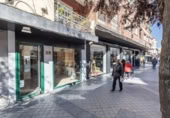 Local comercial
en venda
amb 64m² a Granada, a la zona de Casillas Baixes, Plaza de las Palomas foto