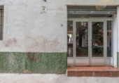 Local comercial en venta con 140m² en Granada foto