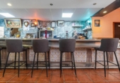Local comercial en venta con 140m² en Granada foto