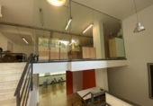 111m² offices for rent in Barcelona, in the area of el Guinardó, Carrer de la Vinya photo