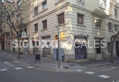 50m² locaux commerciaux pour location à Barcelone, dans le quartier de Galvany, Carrer de Santaló photo