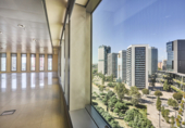 140.01m² bureau pour location à l'Hospitalet de Llobregat, dans le quartier de Santa Eulàlia, plaça Europa photo