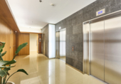 140.01m² bureau pour location à l'Hospitalet de Llobregat, dans le quartier de Santa Eulàlia, plaça Europa photo
