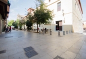 Local comercial en venta con 183m² en Granada foto