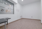 Local comercial en venta con 82m² en Ogíjares foto