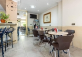 Cafetería en venta con 45m² en Granada, en la zona de Los Vergeles, Plaza del Ángel foto