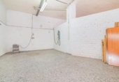 109m² commercial premises for sale in Granada, in the area of Youth, Calle Ramón y Cajal photo