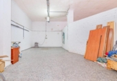 109m² commercial premises for sale in Granada, in the area of Youth, Calle Ramón y Cajal photo