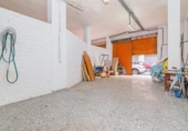 109m² commercial premises for sale in Granada, in the area of Youth, Calle Ramón y Cajal photo