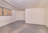 Local comercial en venta con 257m² en Granada foto