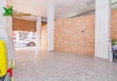 109m² commercial premises for sale in Granada, Camino de Ronda photo