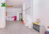 109m² commercial premises for sale in Granada, Camino de Ronda photo