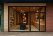 57m² commercial premises for sale in Valencia, photo