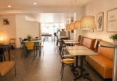 143m² cafétéria pour vente à Figueres, Ronda Mossèn Cinto Verdaguer photo