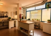 143m² cafétéria pour vente à Figueres, Ronda Mossèn Cinto Verdaguer photo