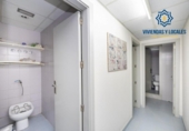 Local comercial en venta con 919m² en Granada, en la zona de Barrio de San Jerónimo, Plaza de la Universidad foto