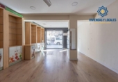 Local comercial en venta con 64m² en Granada, en la zona de Casillas Bajas, Calle Sol Luna foto