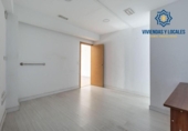 Local comercial en venta con 64m² en Granada, en la zona de Casillas Bajas, Calle Sol Luna foto