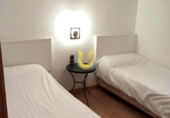 Hotel en venta con 400m² en San Fernando de Henares, Calle Gustavo Adolfo Bécquer foto