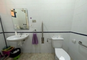 87m² commercial premises for sale in Linares, calle cervantes, 23700 photo