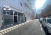 Local comercial en venta con 86m² en Adeje, Calle de León Felipe foto