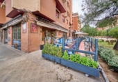 150m² commercial premises for sale in Granada, in the area of Villa Argaz, Paseo del Emperador Carlos V photo