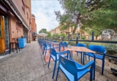 150m² commercial premises for sale in Granada, in the area of Villa Argaz, Paseo del Emperador Carlos V photo