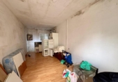 66m² locaux commerciaux pour vente à Barcelone, dans le quartier de Can Baró, Plaça de Can Baró photo