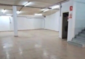 Local comercial en venta con 365m² en Santa Coloma de Gramenet, Carrer de Mossèn Camil Rossell foto