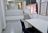 Local comercial en venta con 365m² en Santa Coloma de Gramenet, Carrer de Mossèn Camil Rossell foto
