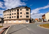 421m² commercial premises for sale in Verín, in the area of Verín, Travesía de Sousas photo