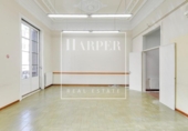 168m² offices for sale in Barcelona, in the area of the Ancient Left of the Eixample, Carrer de Balmes photo