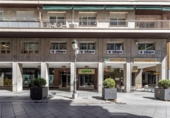 Local comercial
en venda
amb 159m² a Granada, a la zona de Barri de la Verge, Plaza del Campillo Bajo foto