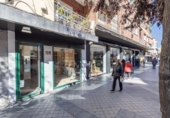 Local comercial en venta con 64m² en Granada, en la zona de Santa Adela, Calle Óscar Romero foto