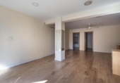 Local comercial en venta con 64m² en Granada, en la zona de Santa Adela, Calle Óscar Romero foto