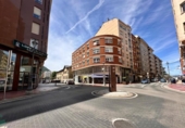 Oficina
en venda
amb 134m² a Ponferrada, Calle Padre Santalla foto