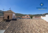 Local comercial en venta con 296m² en Cenes de la Vega, Lugar Cortijo Angustias foto
