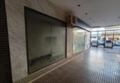 Local comercial en venta con 245m² en Sevilla, en la zona de León XIII-Los Naranjos, Calle Antonio Machín foto