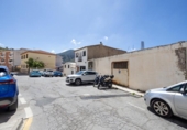 Local comercial en venta con 296m² en Cenes de la Vega, Calle María Uceda Díaz foto