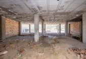 Local comercial en venta con 296m² en Cenes de la Vega, Calle María Uceda Díaz foto