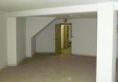 Local comercial en venta con 68m² en Cistierna, Calle Francisco Valbuena foto