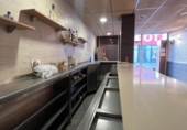 Bar en venta con 50m² en Manresa, en la zona de la Parada, Carrer Sant Antoni Maria Claret foto