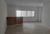 Local comercial en alquiler con 54m² en Santa Pola foto