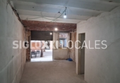 111m² commercial premises for rent in Barcelona, in the area of the Camp of the Harp of the Clot, Carrer de Rogent photo