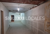 111m² commercial premises for rent in Barcelona, in the area of the Camp of the Harp of the Clot, Carrer de Rogent photo