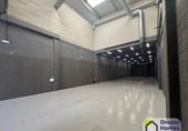 380m² entrepôt industriel pour location à Marbella, Calle Gabriel Celaya photo