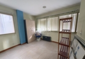 75m² bureaux pour vente à Albacete, photo