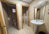 75m² bureaux pour vente à Albacete, photo