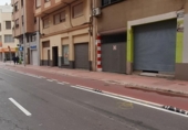 Local comercial en alquiler con 200m² en Castellón de la Plana foto