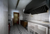 50m² commercial premises for rent in Granada, in the area of Santa Adela, Calle Doctor Creus photo